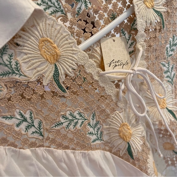 NWT Free People Chain Of Daisies Embroidered Ruffle Dress Tunic / Ivory Combo - Picture 11 of 13